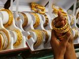 Gold crashes below Rs 25,000 to hit over 4-year lows